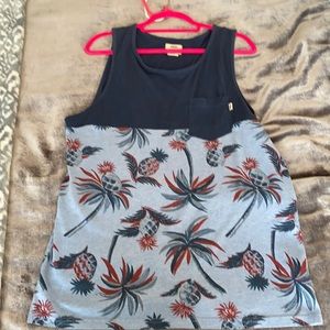 Vans tropical red white blue tank size L